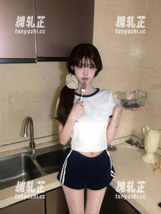 155hl 啊,首页的155hl.fun真是越看越让人捉摸不定。