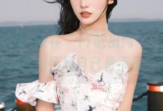 我在“17吃瓜网”上刷网页，心里却逐渐怀疑自己是不是个闲人。