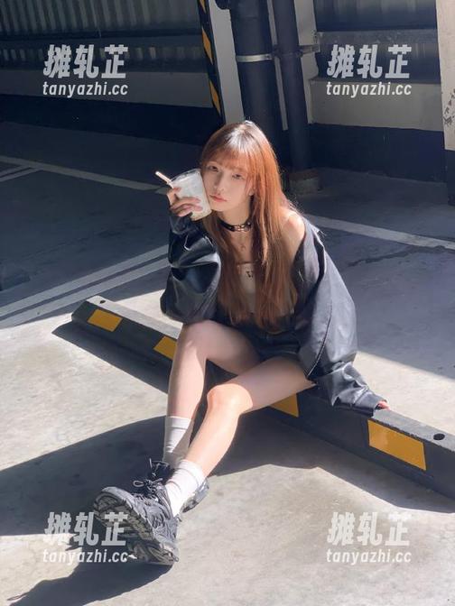 聊聊51黑料app，分享那些让人意想不到的剧情，绝了～