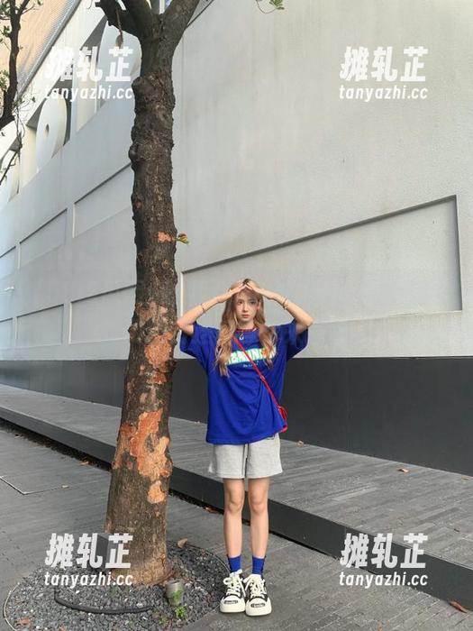 58吃瓜网 别晃了,找准方向!58吃瓜网的传送门等你来探险