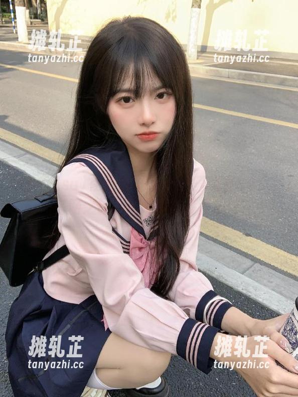在万篇长征-黑料不打烊668.su官网之旅，网址也能搞怪翻转？