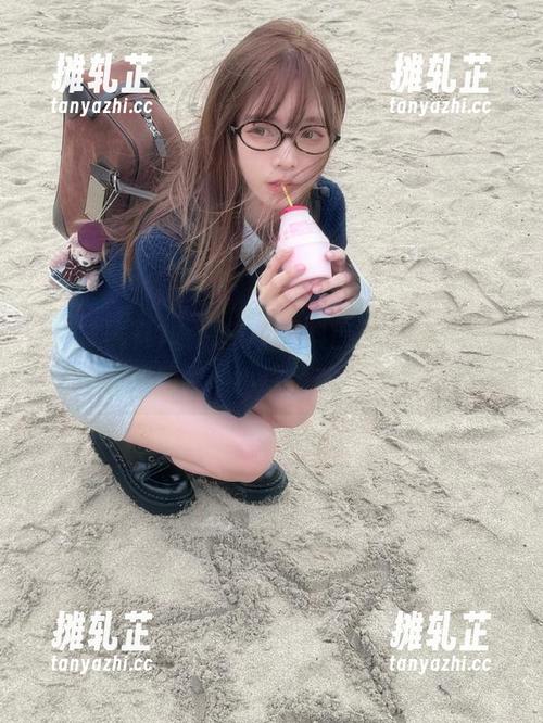 听说911黑料首页八卦如潮，快问我的小耳朵在干嘛？
