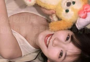 把“91今日吃瓜”下载安装，边吃边看，告别孤独，瓜声好像在说悄悄话呢。