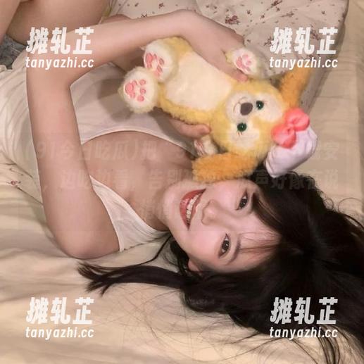 把“91今日吃瓜”下载安装，边吃边看，告别孤独，瓜声好像在说悄悄话呢。