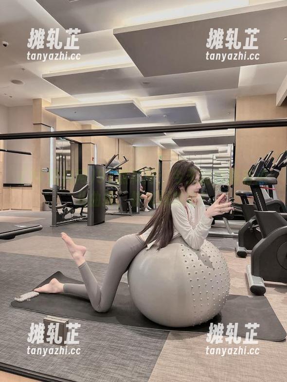 91黑料网：今天的线路有点儿曲折，快来探险吧！