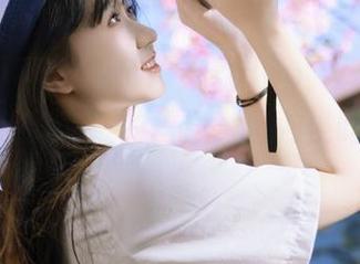 不试试cgw这款app，真得错过不少‘热腾腾’的信息，有种坐吃等死的感觉。