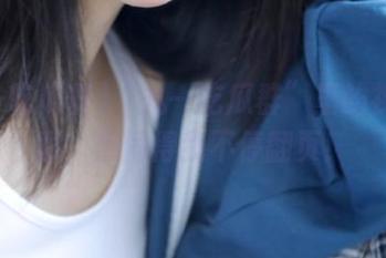 “九一吃瓜群”里的视频真彩，热闹得我不停翻页！