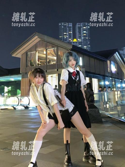 八哥黑料 “八哥黑料”传送门:一条无限可能的闹心新闻链
