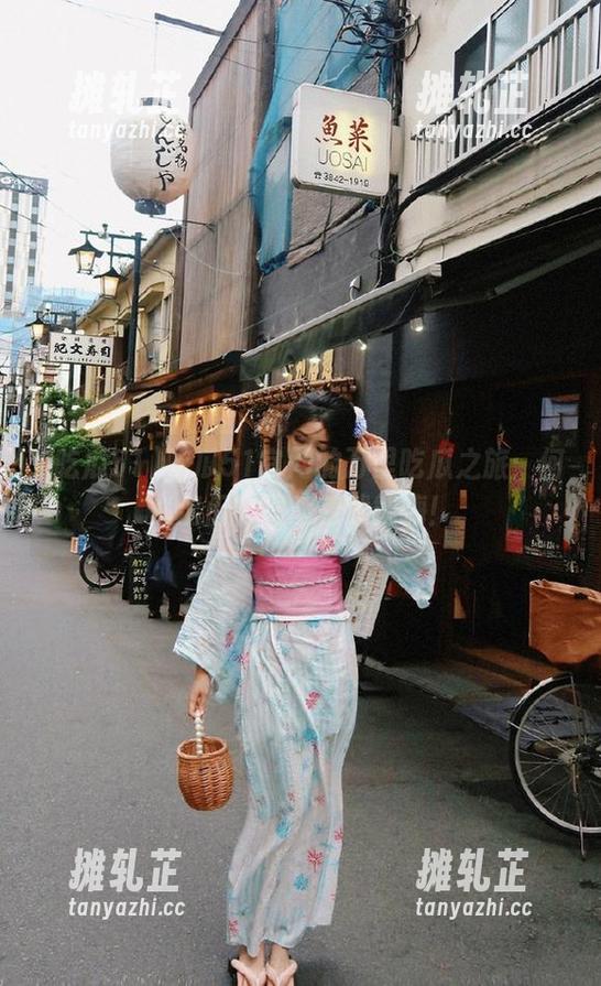 吃瓜51官网的万里吃瓜之旅：何必出门，现坐着就能嗨！