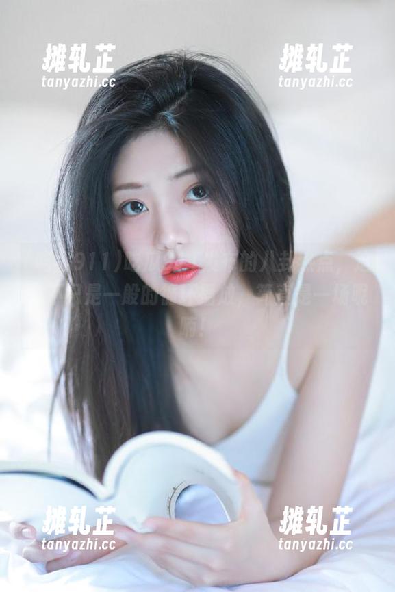 吃瓜911发布的八卦热点，这可不只是一般的循环播放，简直是一场呢喃！