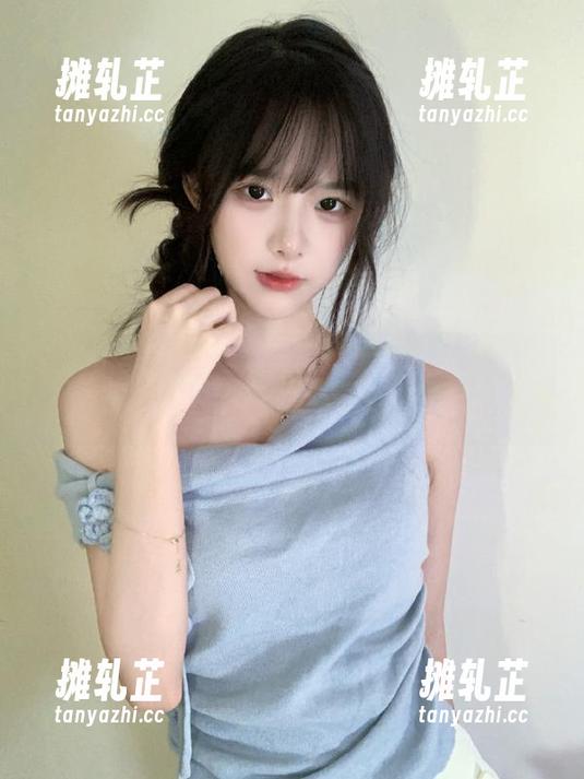 在吃瓜网首页，网红的爆料让我感觉世界又乱了！