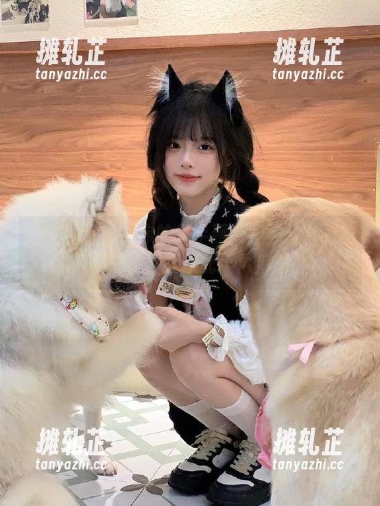 把你的快手网红视频分享到吃瓜网址，下载从此不再麻烦。