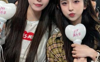 吾爱吃瓜网苹果版，用手指轻松获取“瓜”讯，痛快得不要不要的！