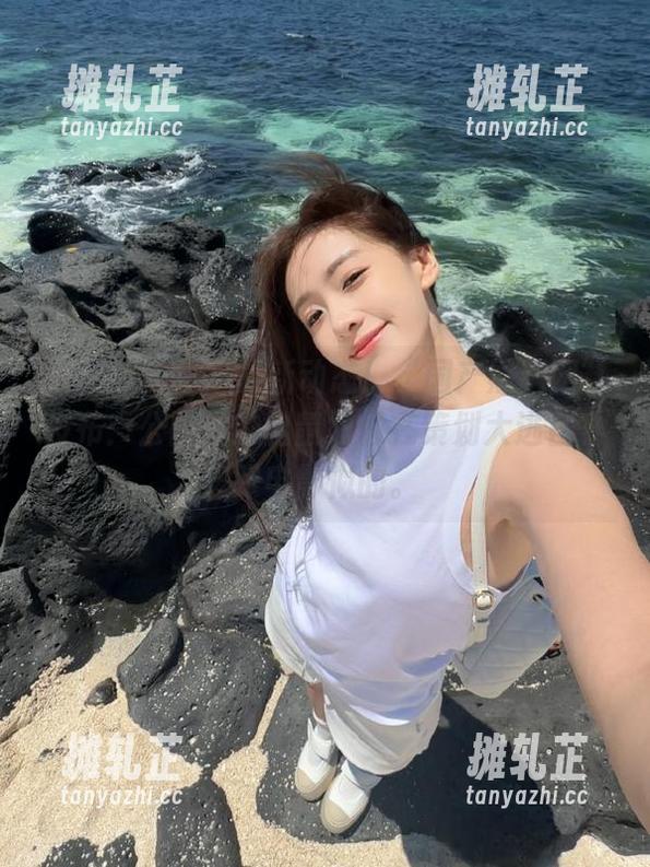 最新动态！“国产黑料网”发布：公园里的松鼠好像在策划大逃亡，跟电影似的。
