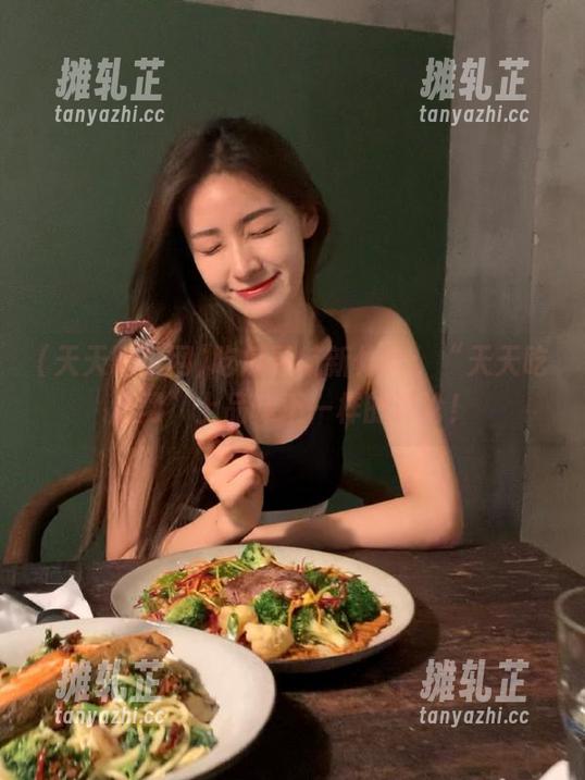 吃瓜导航新体验：“天天吃瓜网”上品味不一样的评论！