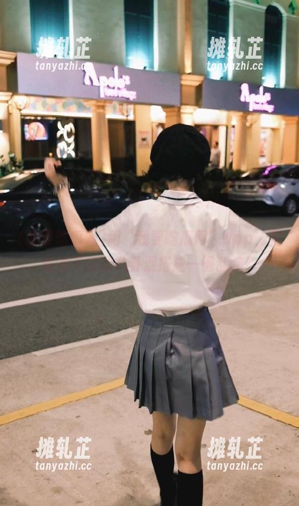 用“我要吃瓜网”app，把你的干货和八卦混搭成一锅乱炖！