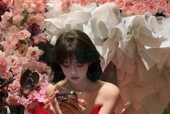 本以为生活就是平淡无奇，没想到“明星黑料”发布了新鲜料，真是惊掉了我的眼睛。