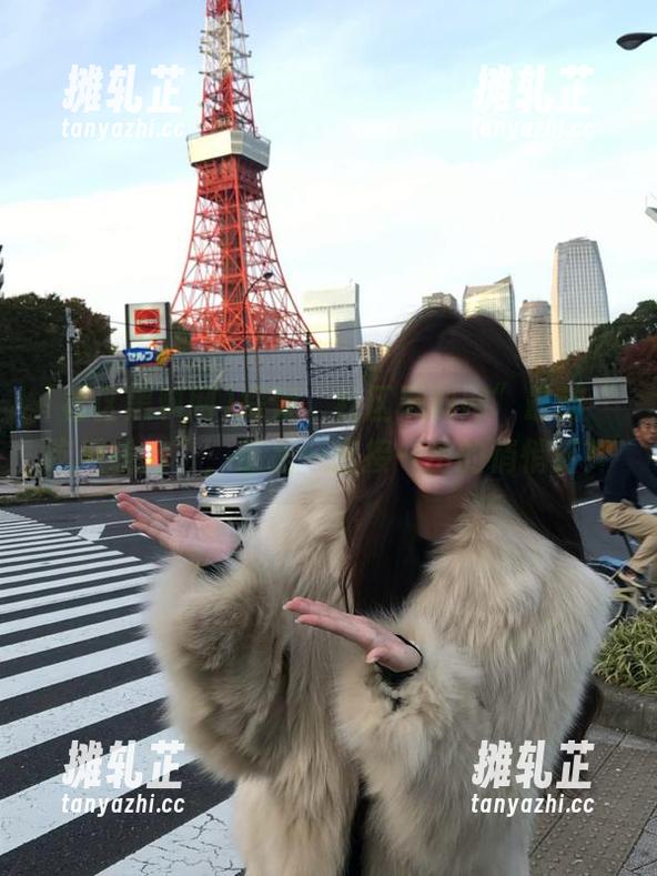 探索“社区黑料网”最新“吃瓜线路”，都是一出接一出的悄悄话！