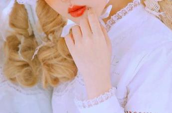 哎呀，第一吃瓜网chigua苹果版来了，边看边想，这瓜还能更甜吗？