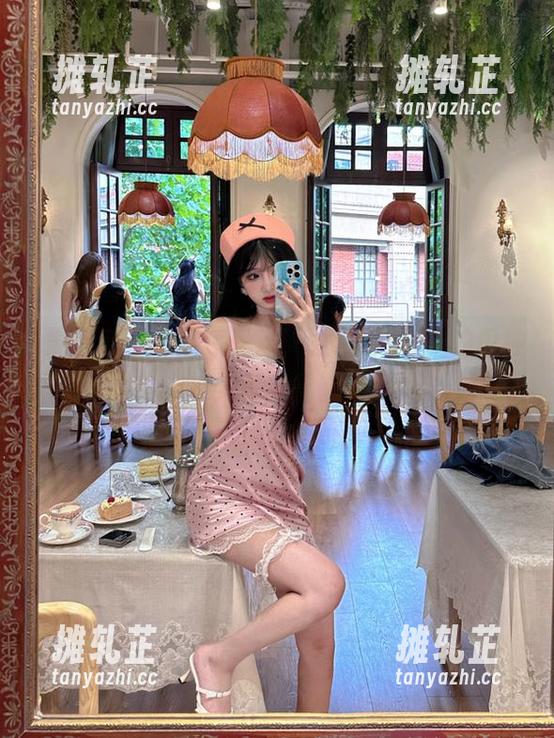一波接一波，直达黑料51的瓜种类真丰富。