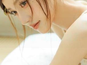 黑料不打烊的“入口”，我推门而入，却被一堆瓜皮绊了一脚！