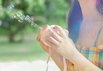 别说我没提醒你，视频里的“fuli3su黑料正能量”果然又让人不舒服。