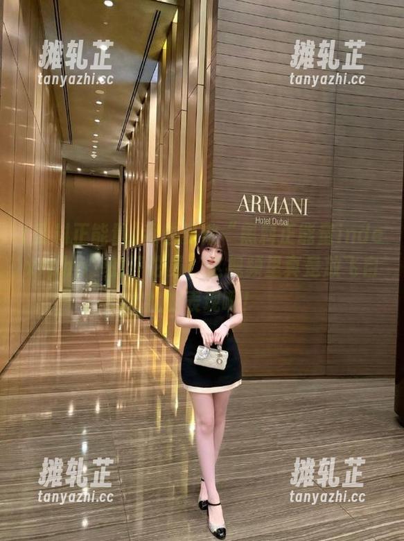 我也要做“黑料正能量index·php”的评论员，这视频里真是放飞自我的表现啊！