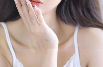 黑料正能量，地址在这里！假装我是一名自由职业者看免费视频！