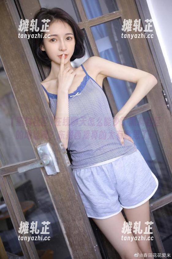 在线聊天怎么能少了黑料社区的地址呢？东拼西凑真的太有意思了！