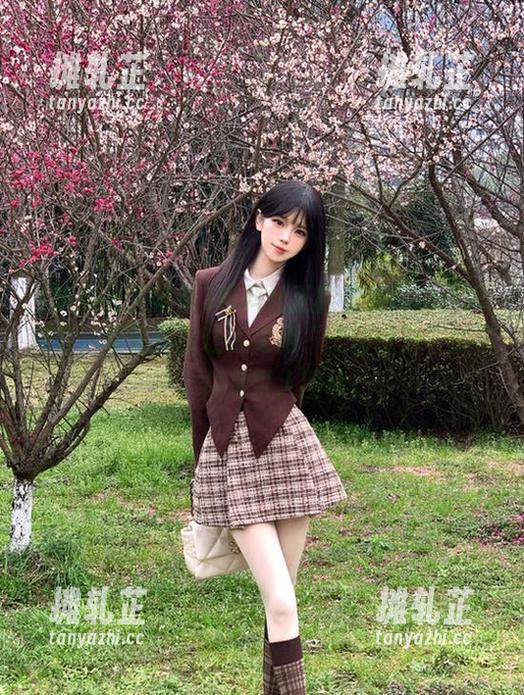 黑料社正能量官网的豆瓣观察，聚焦那些让人觉得“无言以对”的影评，总是引人回味。
