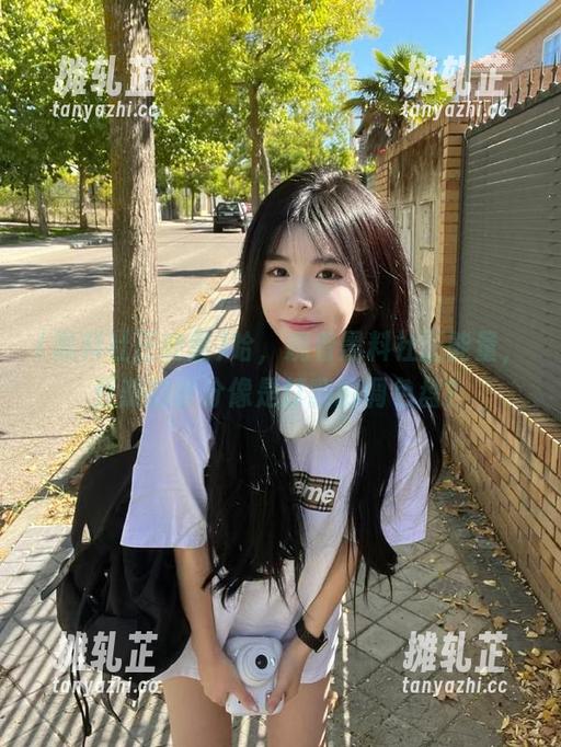 哈，观看黑料社正能量，豆瓣的评分像是打翻的调色盘？