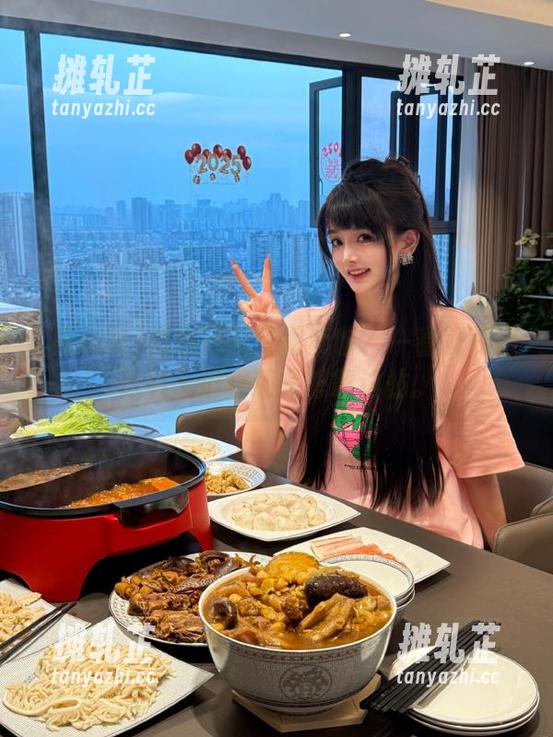黑料网网址图个啥？一看就知道是料，但我还是想靠边站。